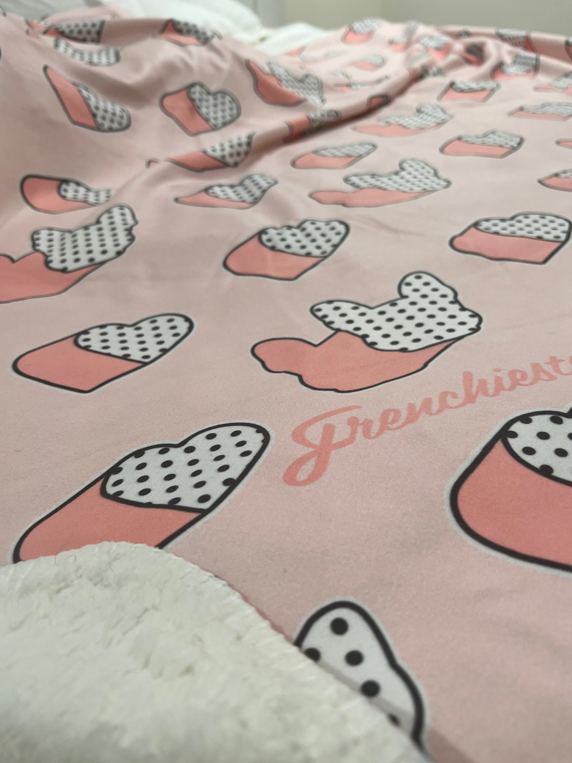 FRENCHIE LOVE BLANKET SMALL MISPRINT IN SIZE THROW, Frenchie Dog, French Bulldog pet products